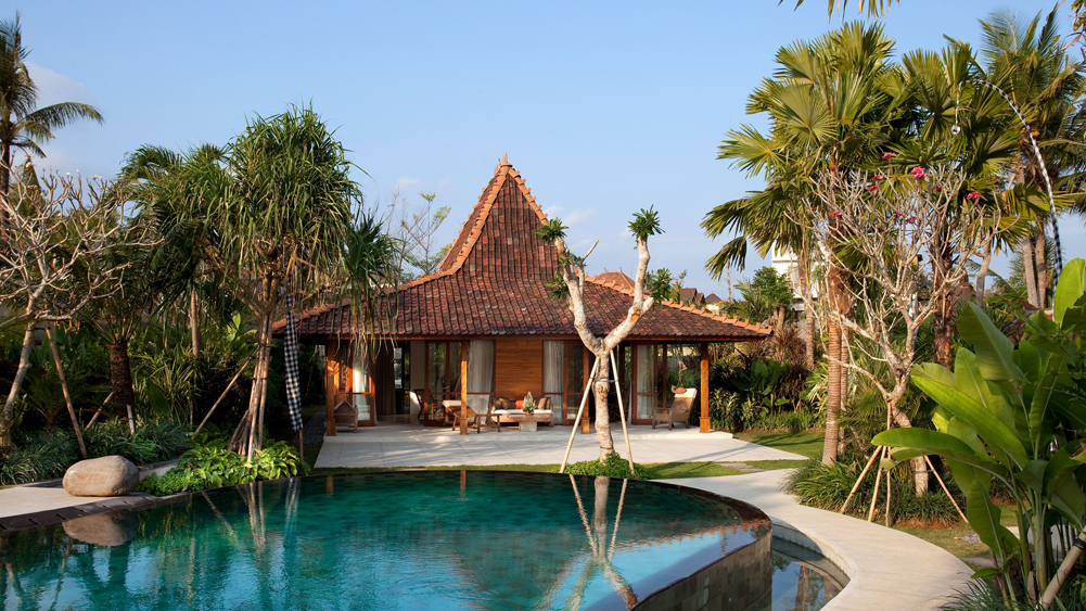 DEA Villas - Villa Sati - Opulent master bedroom